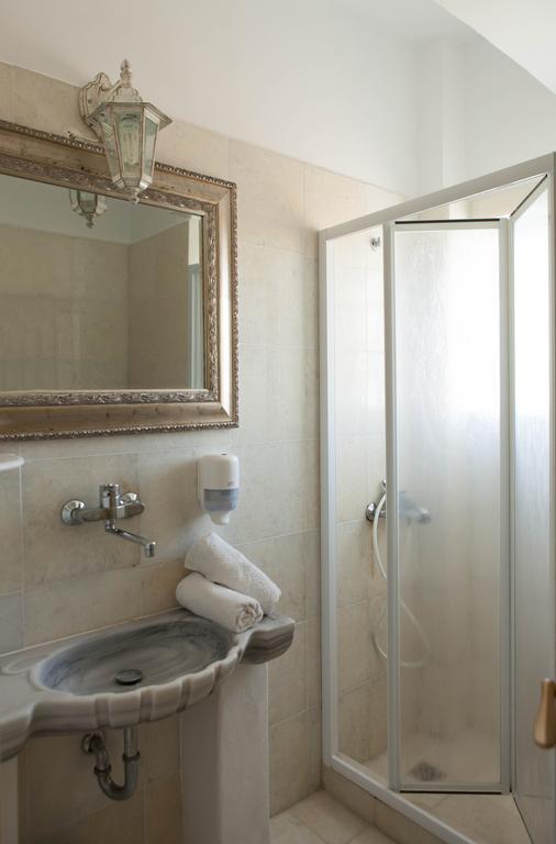 Hotel Begleri Antiparos ciudad Habitación foto